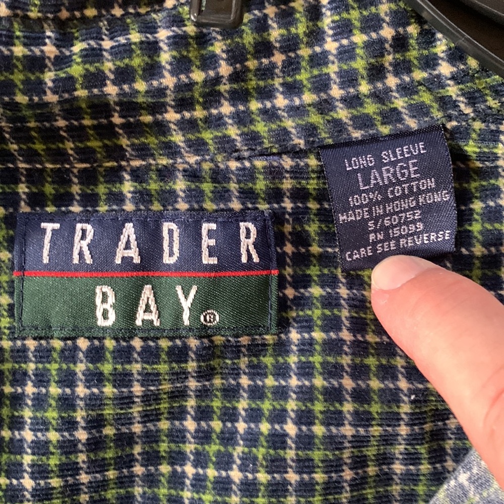 Trader Bay Flannel Long Sleeved Button Down Shirt… - image 2